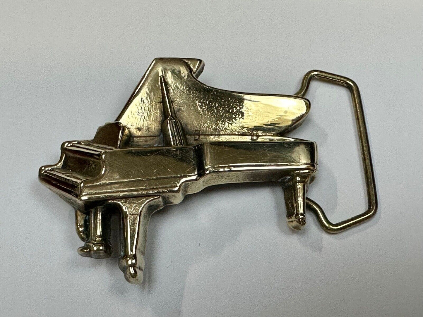 Beautiful Baby Grand Piano 1978 Baron Buckles Solid Brass belt buckle
