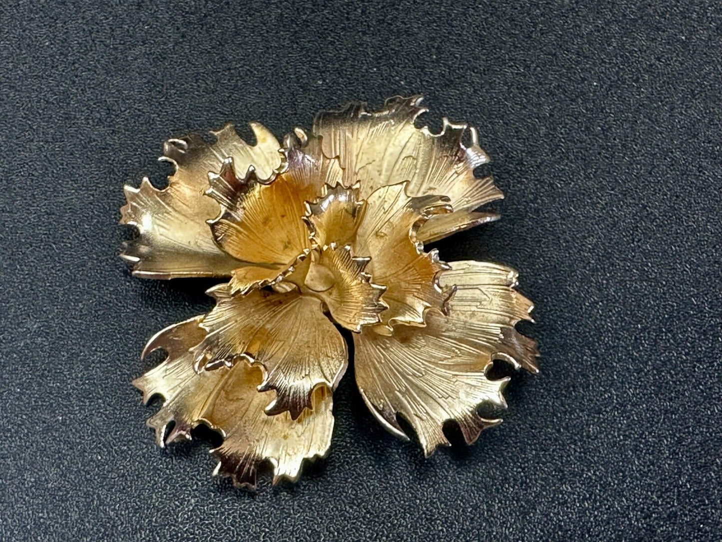 Beautiful Carnation Flower Cutout Gold Tone Brooch Pin Signed by Giovanni