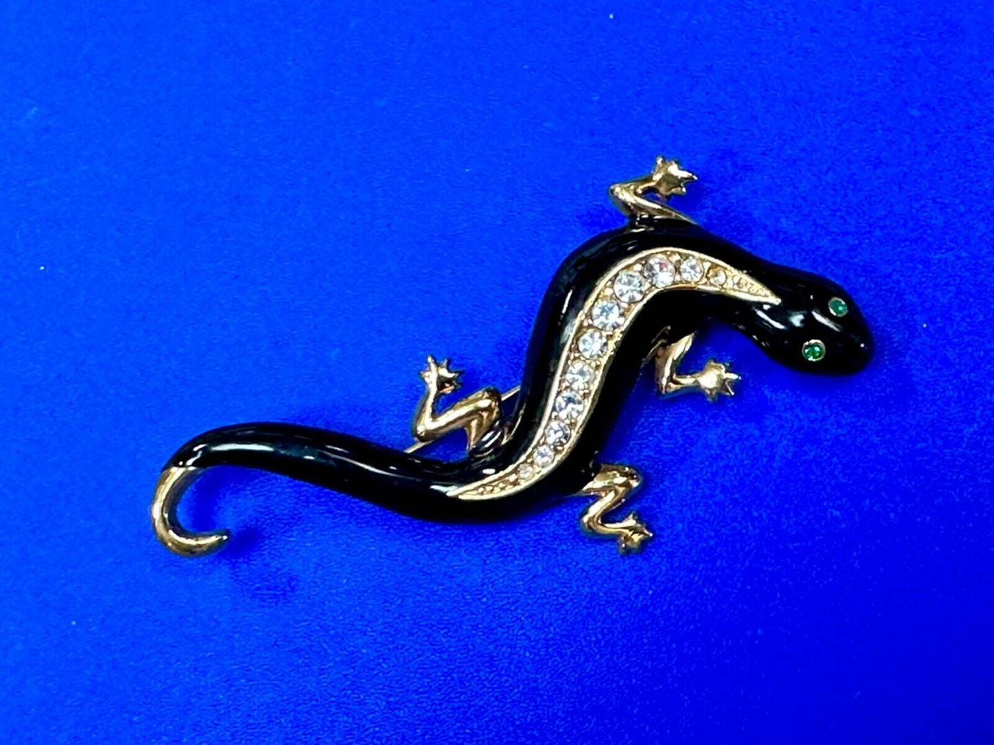 Avon signed Gecko Iguana Jeweled gold tone figural brooch pin