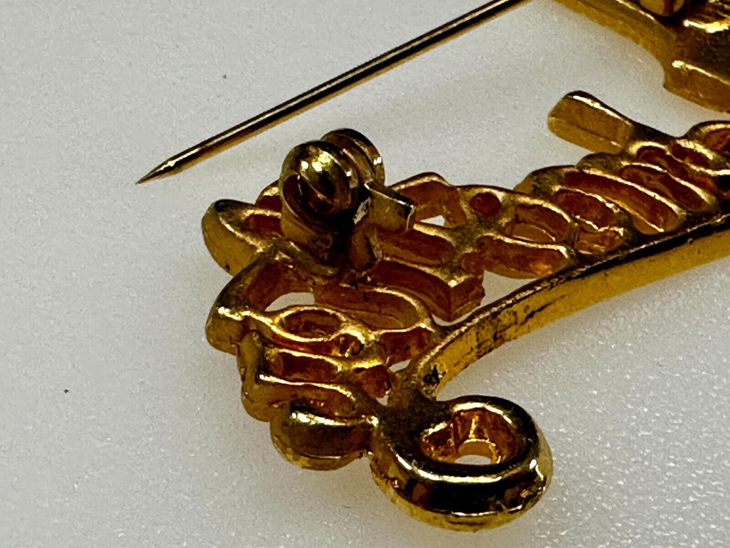 #1 Number One Grandmother Love Gift Gold Tone Vintage Brooch Pin