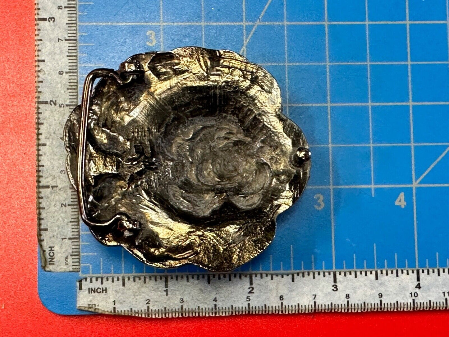 Artisan flower Rose - Vintage silver tone figural belt buckle