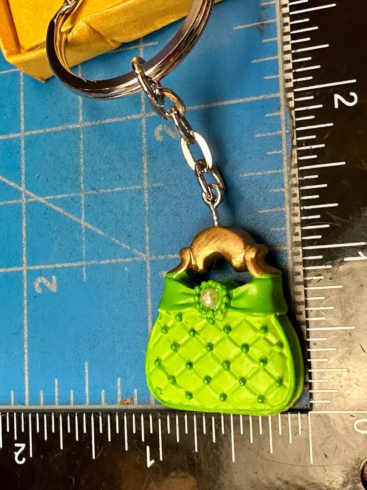 Adorable Green Purse Fashioncraft Keychain - Key Ring Chain Item 6485