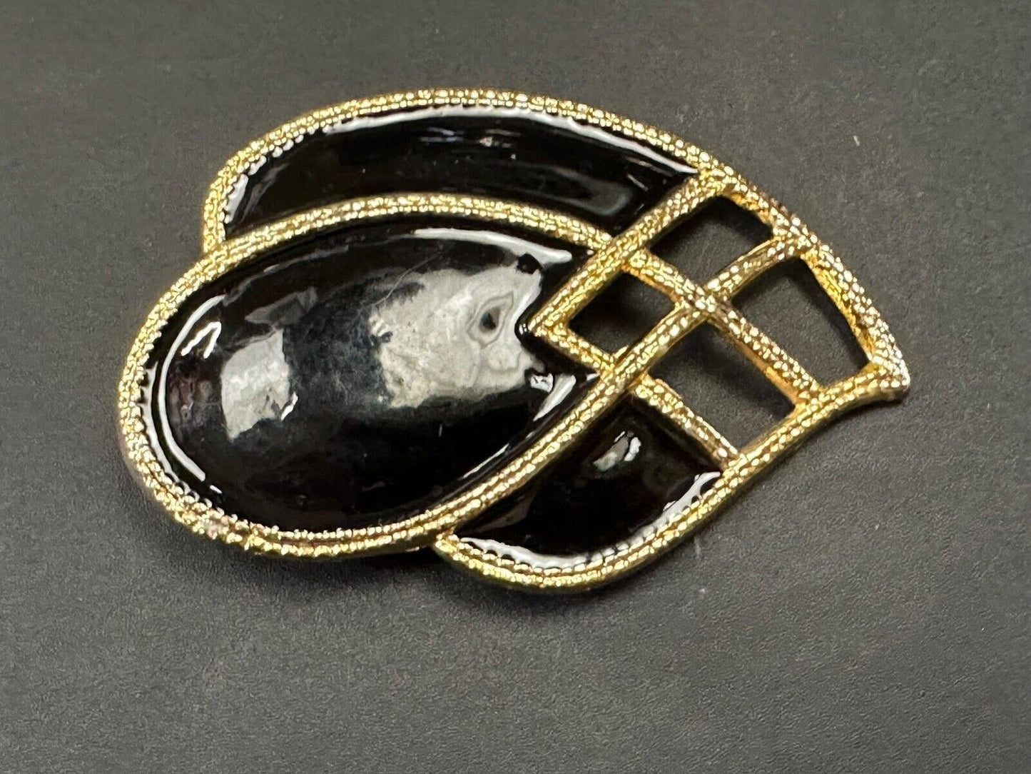Black Enamel on gold tone 80s USA Day-Lor scarf belt slide buckle