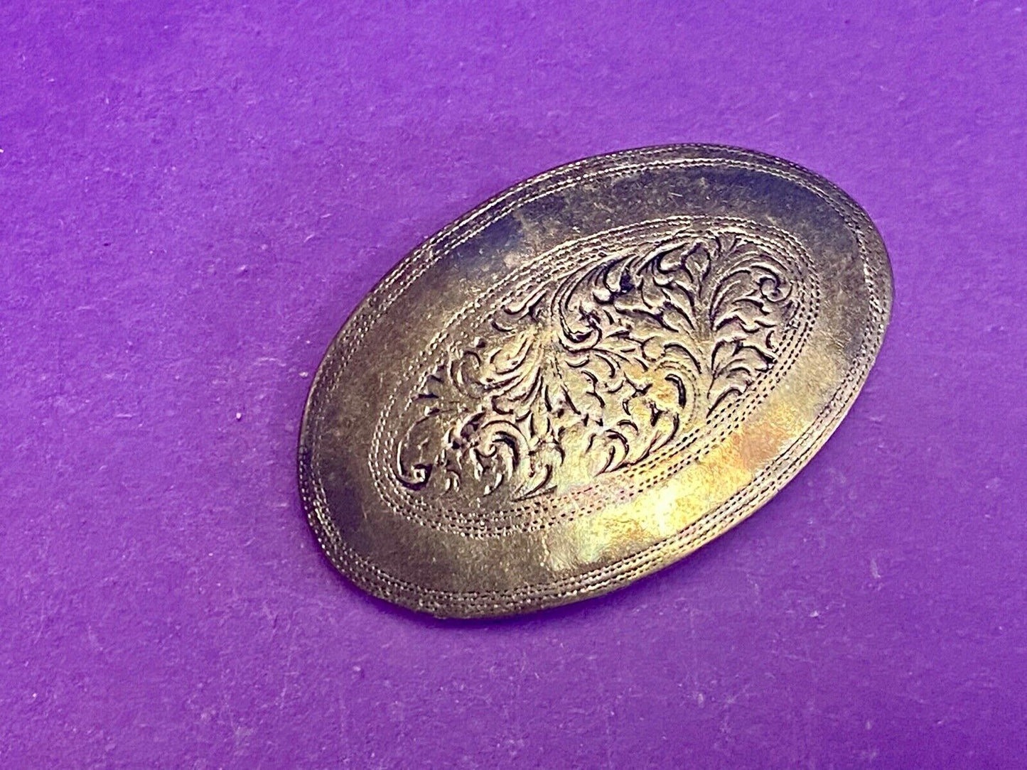 Taiwan Roc Marked Small Western Flower Swirl Silver Tone Belt Buckle