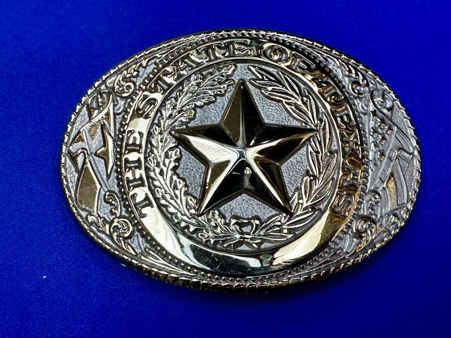 The Great State of Texas Star & Flag western Gold & White Color USA Belt Buckle