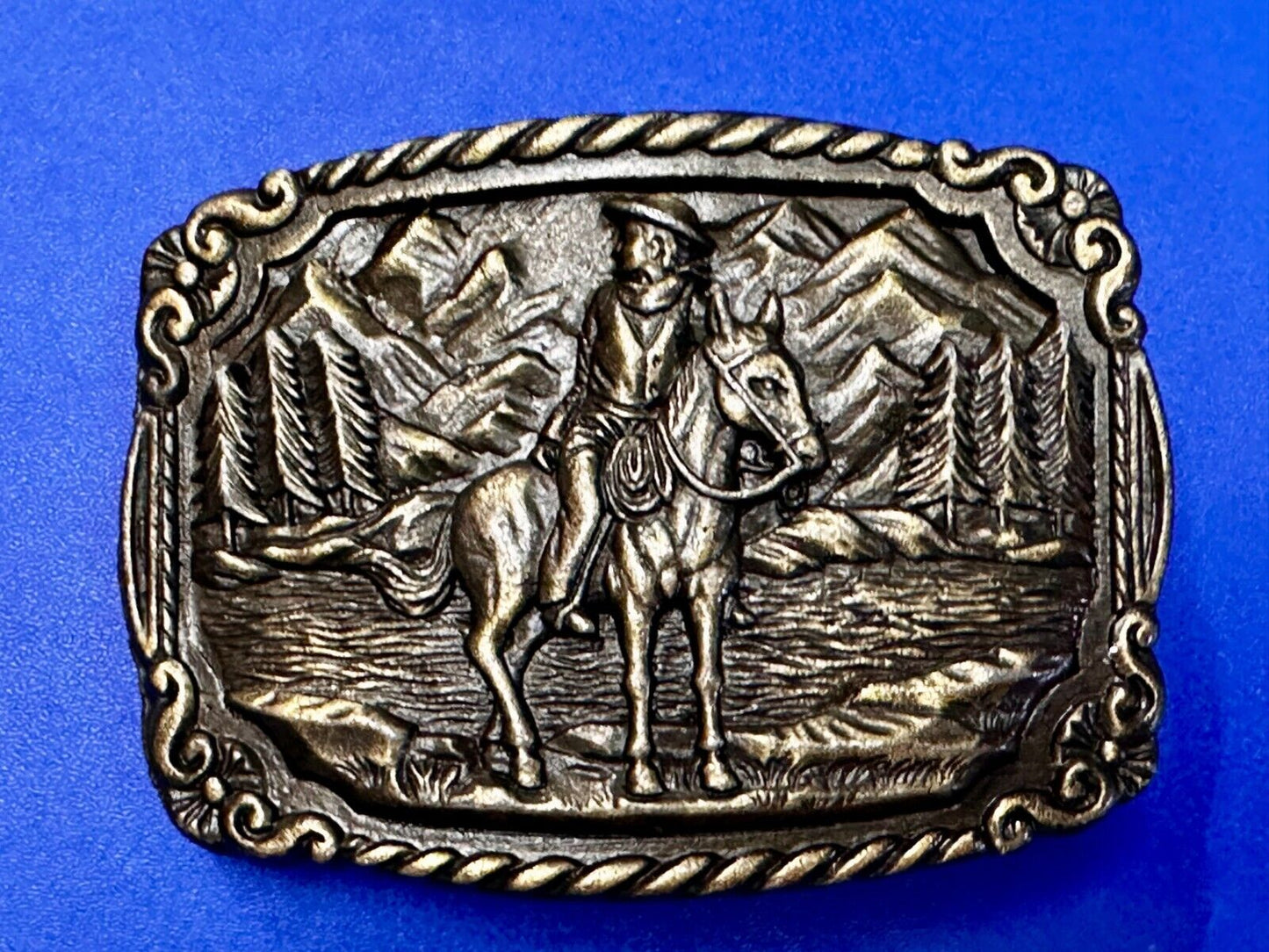 Tall in the Saddle Cowboy Horse Western Vintage Belt Buckle W/ Rope Boarder