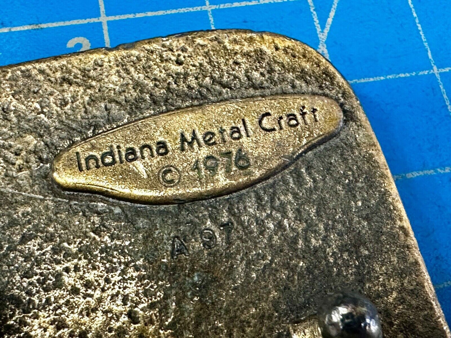 Bass Sport Fishing Vintage 1976 Indiana Metal Craft Belt Buckle