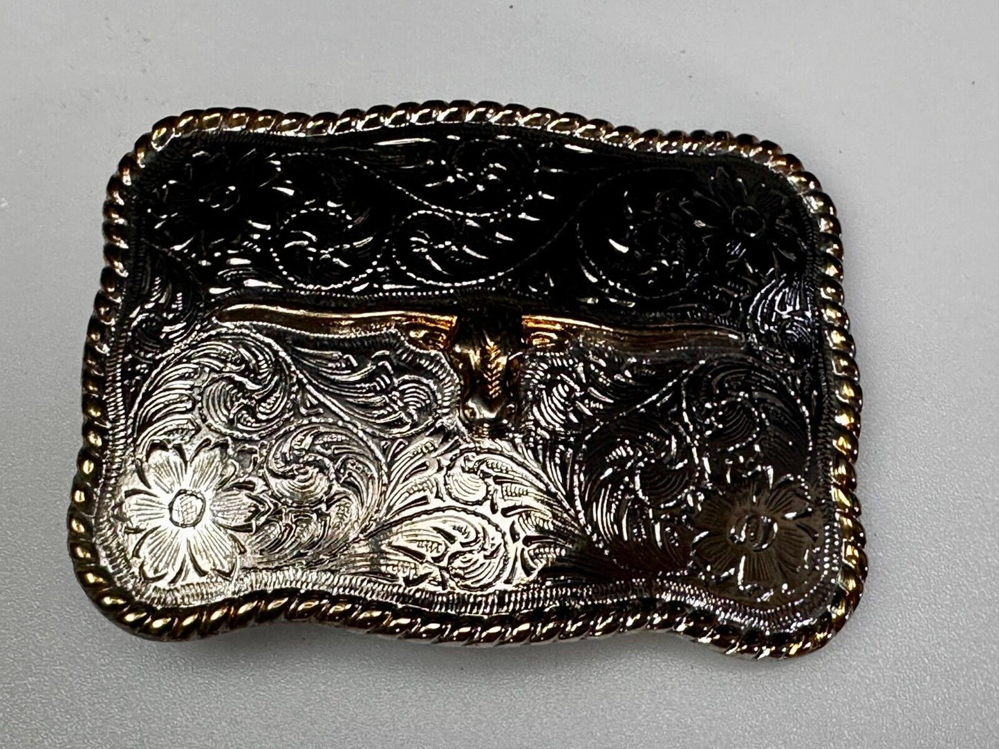 Texas Longhorn Vintage Western Flower Swirl Design Belt Buckle With Rope Boarder