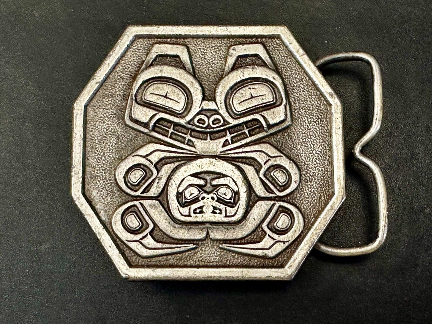 Totem Art Haida Clan Grizzly Bear Revered VTG 1977 Bergamot Belt Buckle