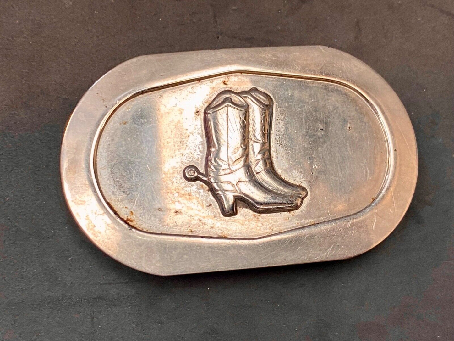Vintage Cowboy boots with spurs - pre loved oval plated belt buckle