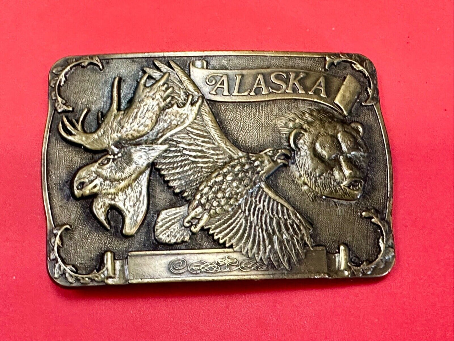 Alaska the great land State Wildlife Commemorative belt buckle. by RJ