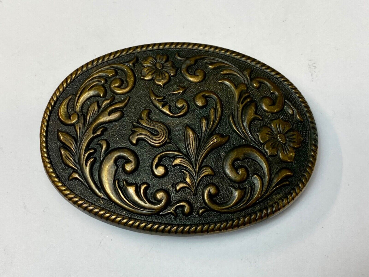 Vintage Dark Western flower swirl Oval Cowgirls belt buckle