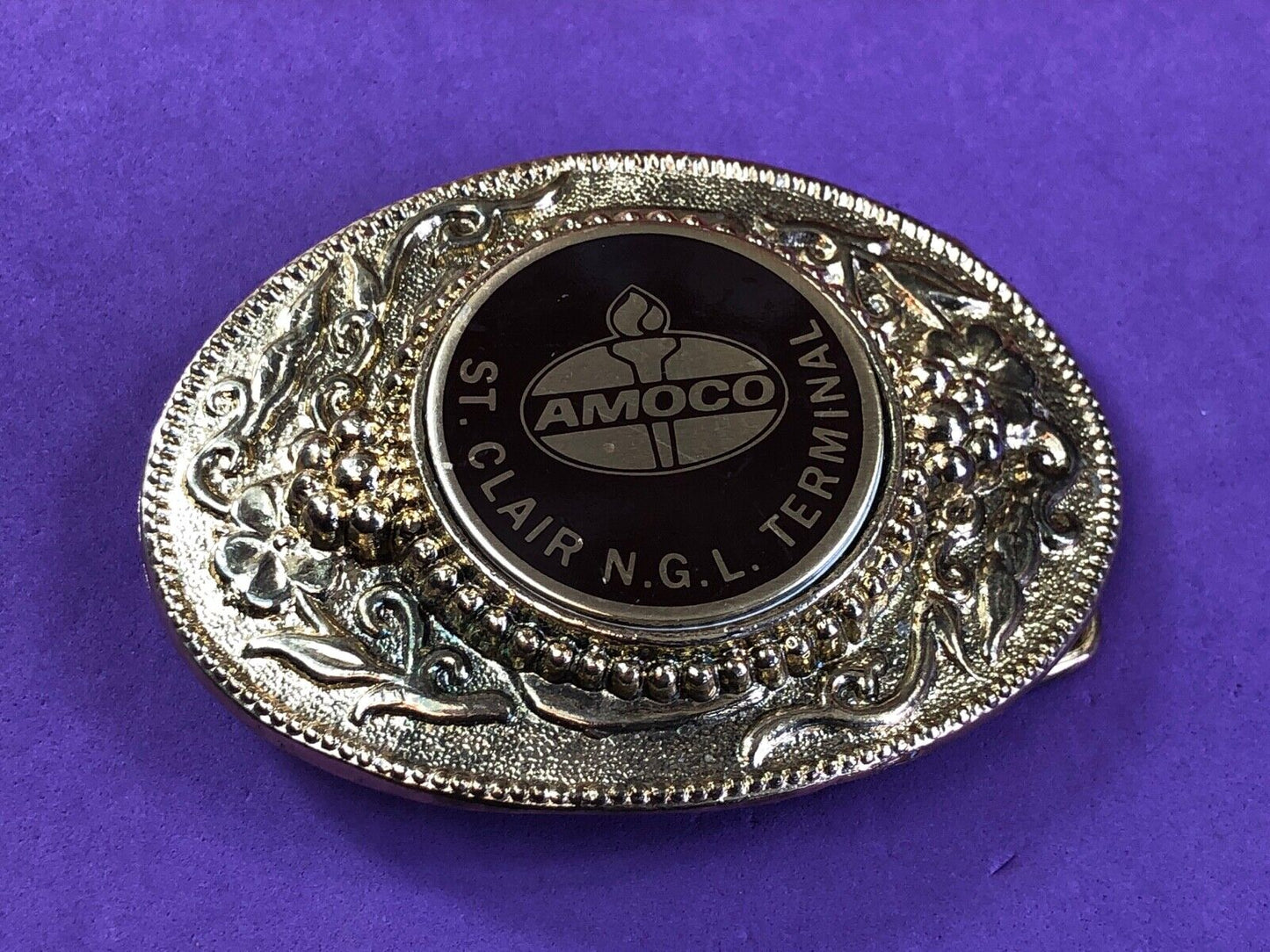 Beautiful AMOCO Advertising Center piece western Belt Buckle rope boarder