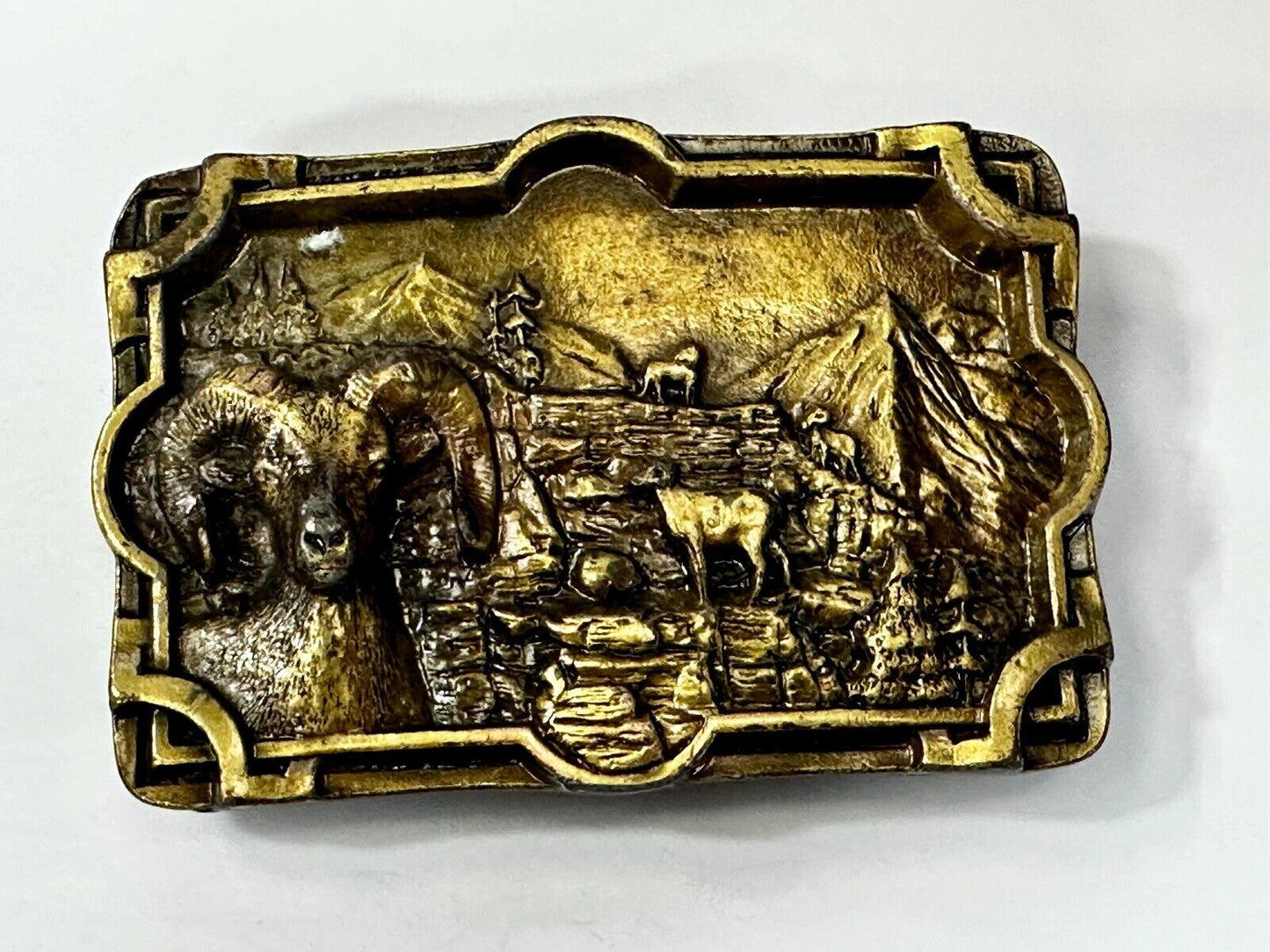 Bighorn Ram Mountain Goat Sheep Wildlife Scene Vintage Hand Cast? Belt Buckle