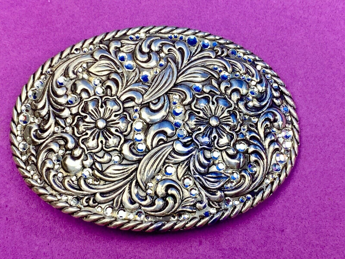 Vintage Flower Swirl Belt Buckle Floral patterns with rhinestone accents