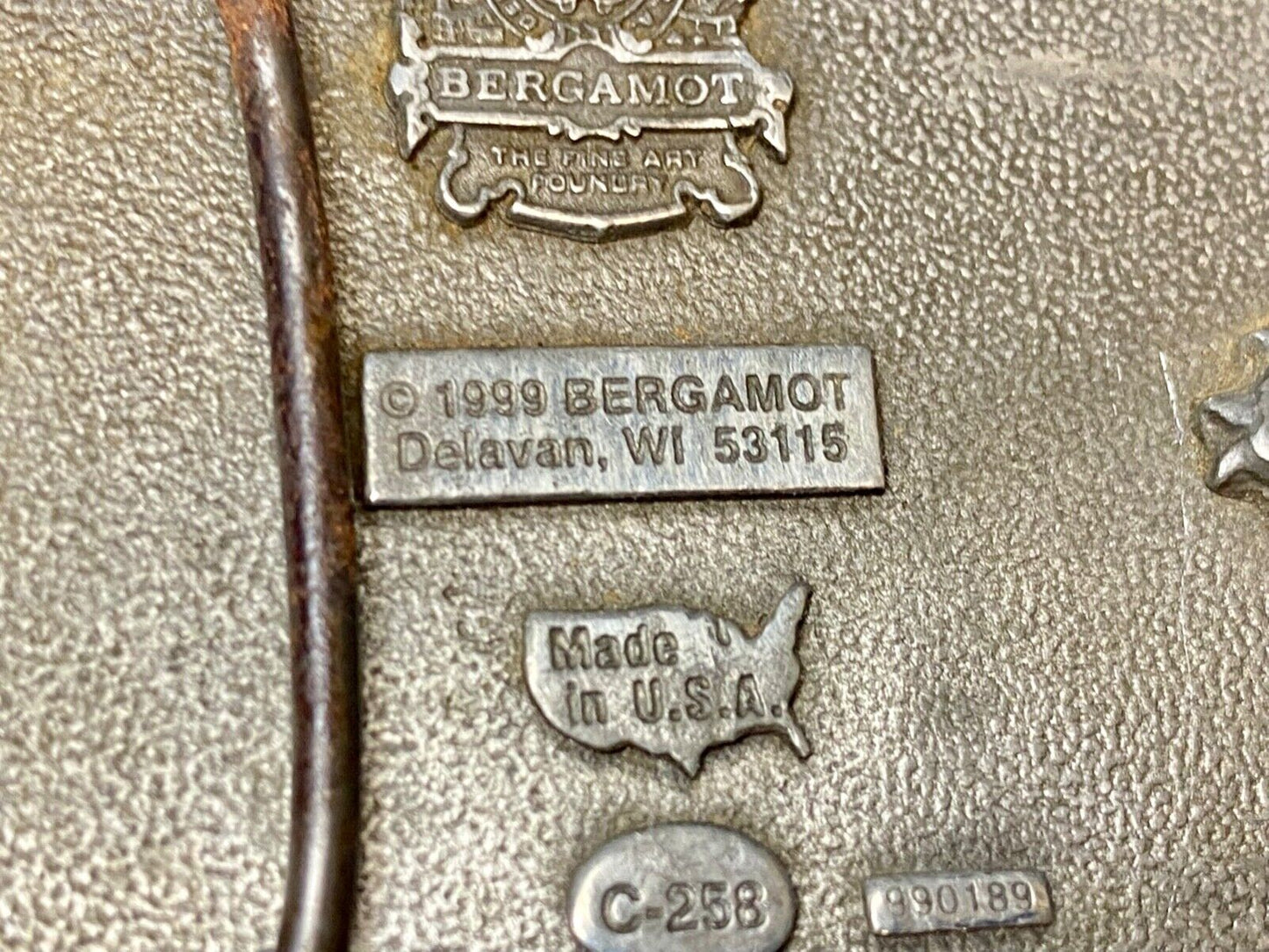Usa Patriotic American Flag Waving Free Vintage 1999 Bergamot Belt Buckle C-258