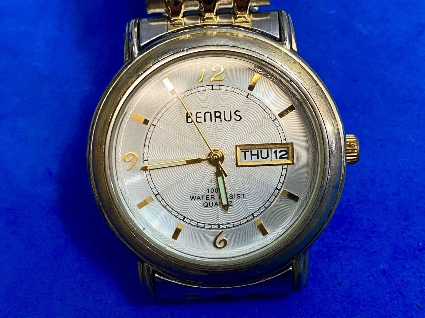 Benrus Day Date Bnw708 Two Tone Stretch Band Watch Working Well, Fresh Battery!