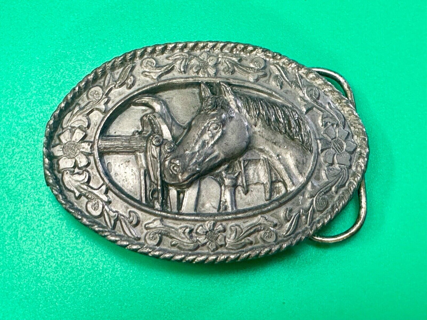 Vintage 1985 Horse lovers siskiyou pewter belt buckle