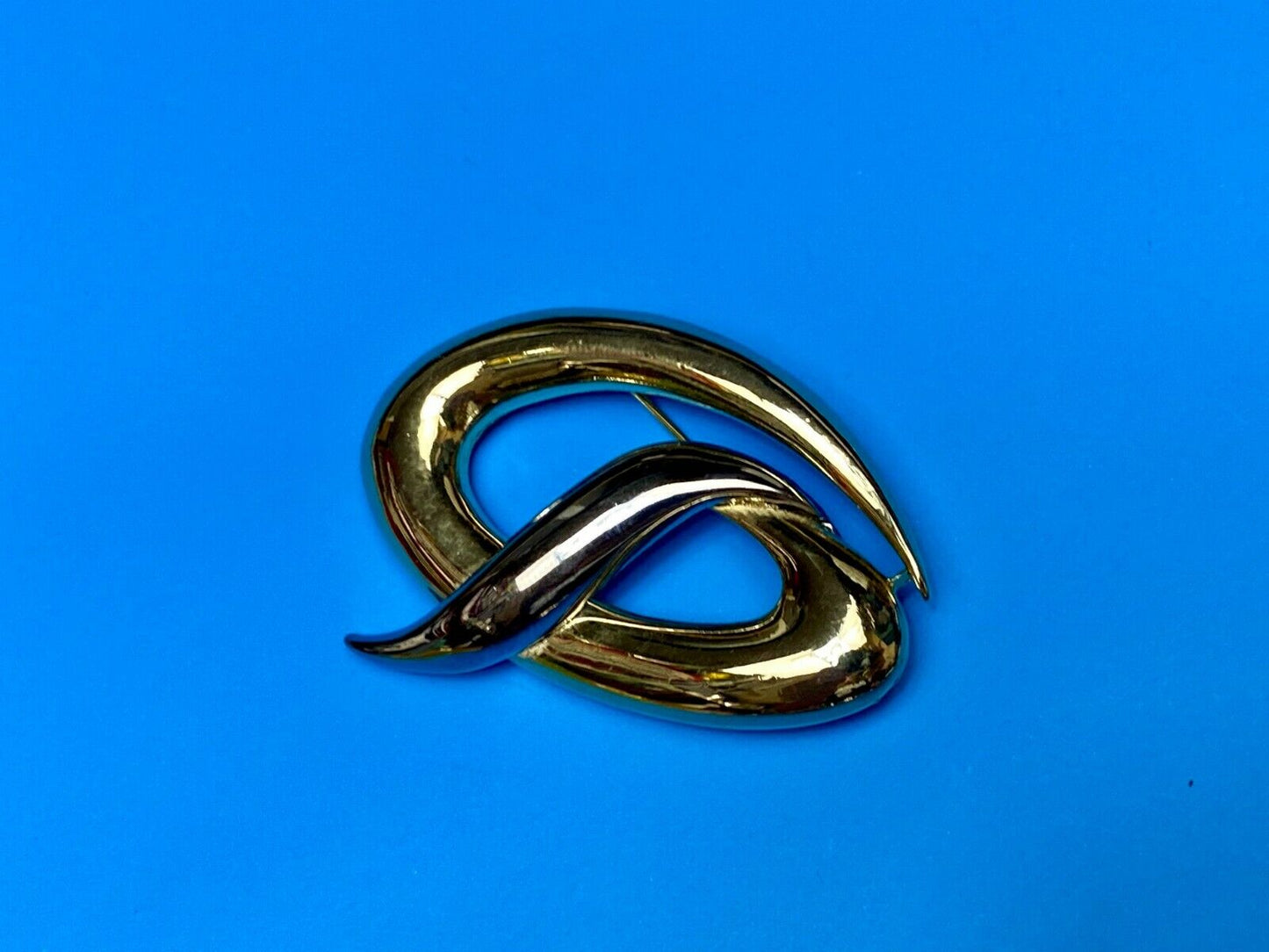 Vintage Brooch MJENT M Jent gold tone Abstract swirl wave Large lapel pin