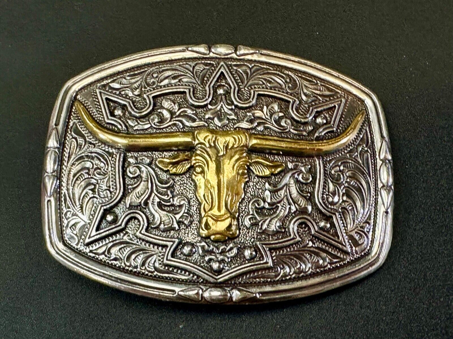 The Longhorn cow steer - cowboys cowgirls western belt buckle by Nocona