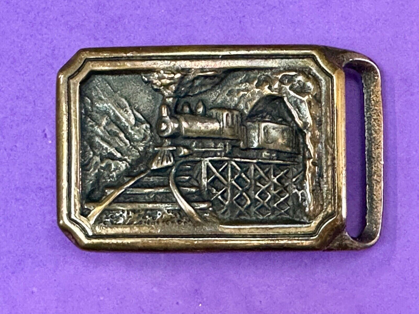 T.E.Express Tech Ether Guild Steam Locomotive Train Railroad vintage belt buckle