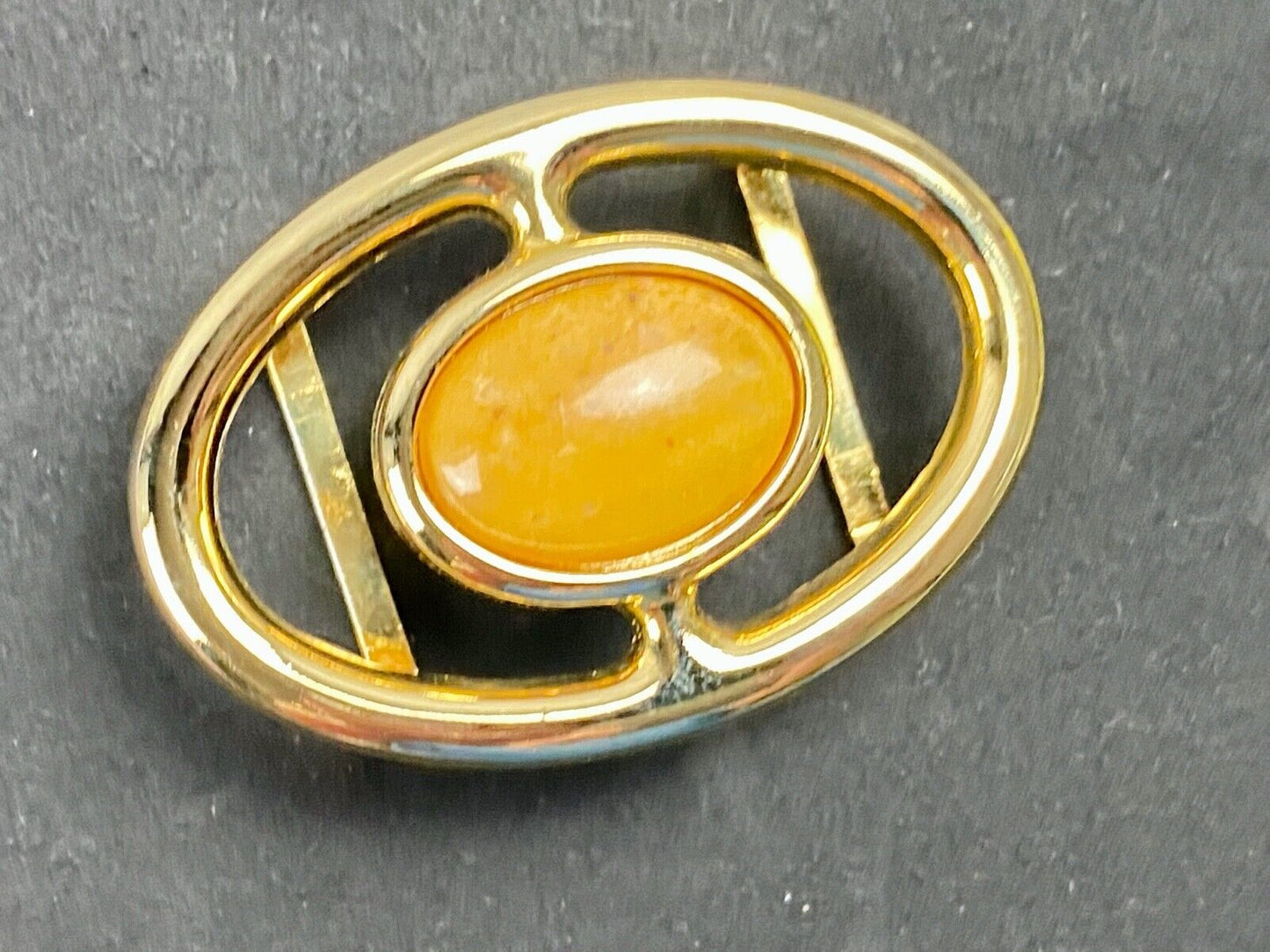 Vintage Beautiful stone centerpiece in brass belt buckle