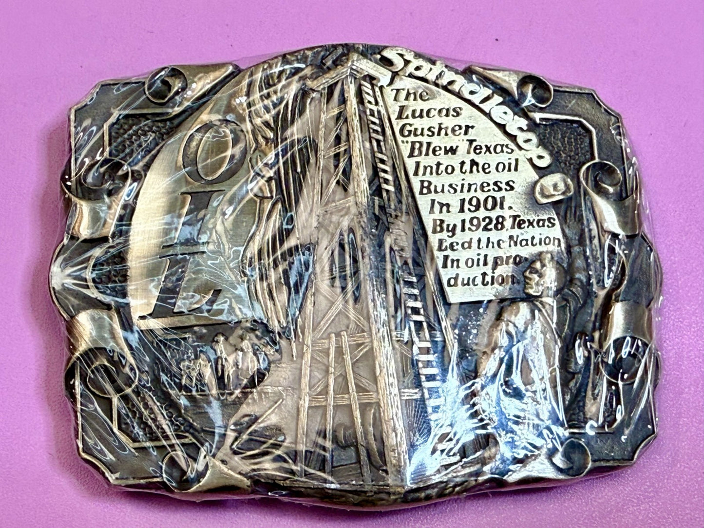 The Lucas Gusher Blew Texas Into the Oil Business 1901 -1928 Texas Belt Buckle