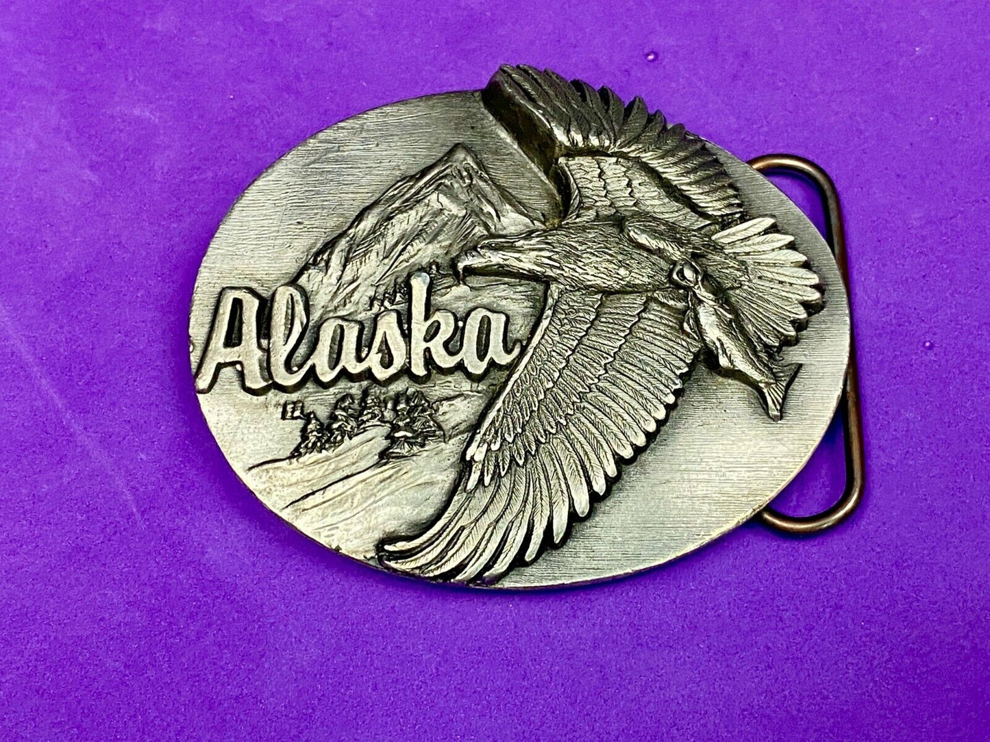 Vintage 1990 Hunting Flying Eagle W Salmon Alaska Belt Buckle