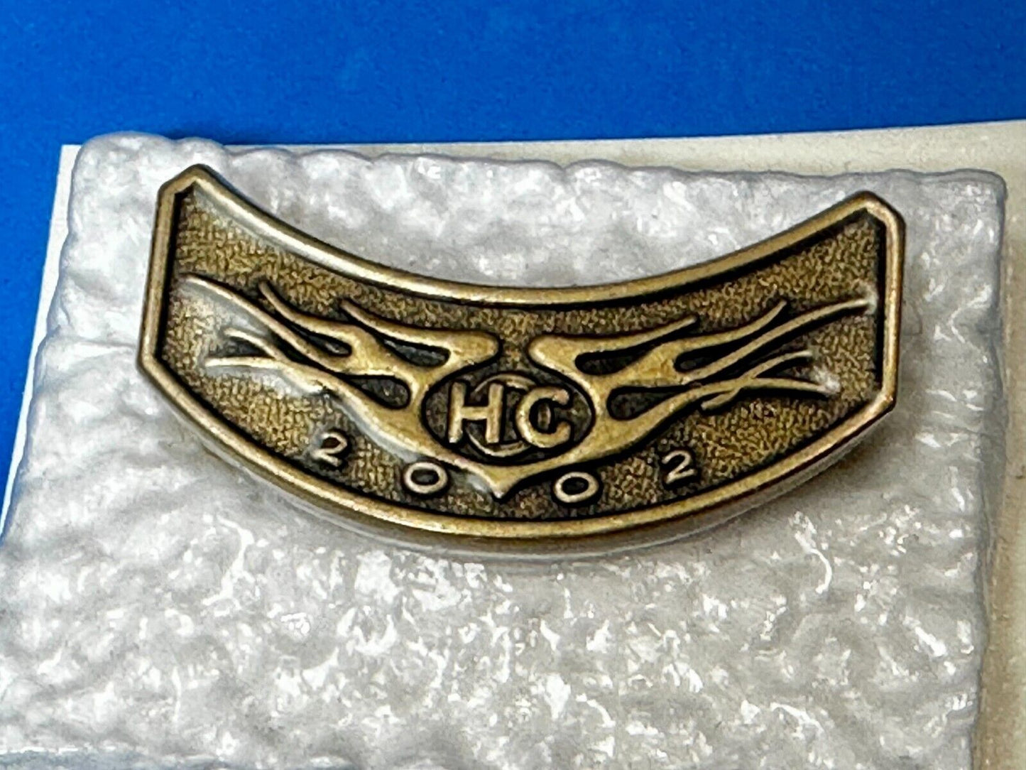 2002 Harley Davidson Owners Group HOG NOS Pin for Jacket or Vest