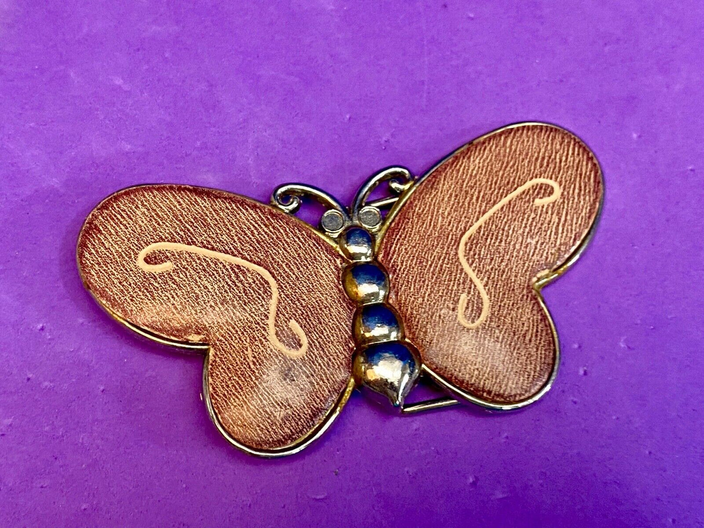 Beautiful large - 4" wide! Cut out figural Butterly, LX3060