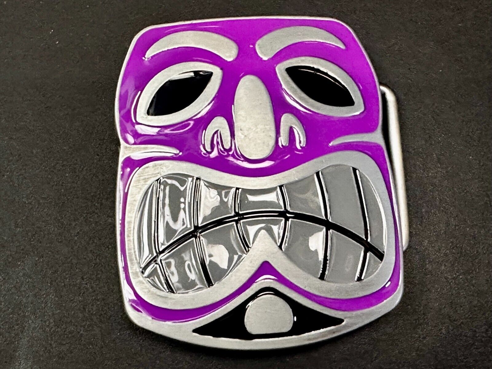Tribal Tiki Mask Statue Animation Hawaiian Silver & Purple Color Belt Buckle