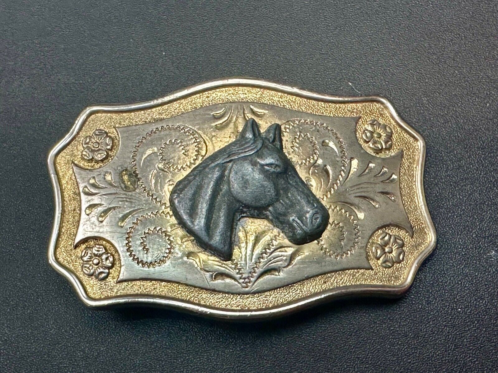Vintage Horse head - Two tone western flower swirl belt buckle