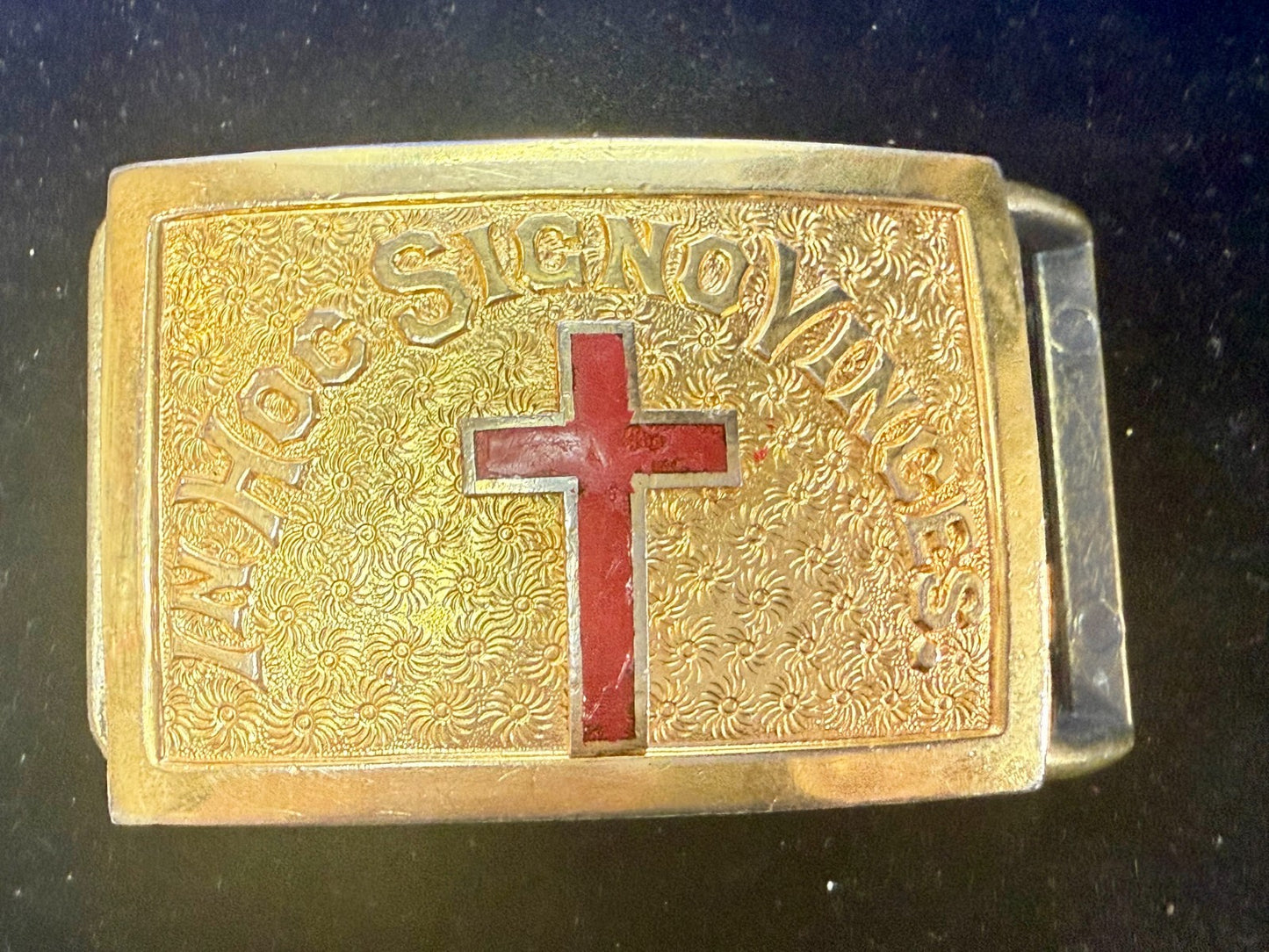 VINTAGE In Hoc Signo Vinces Masonic Knights Templar RED CROSS Belt Buckle