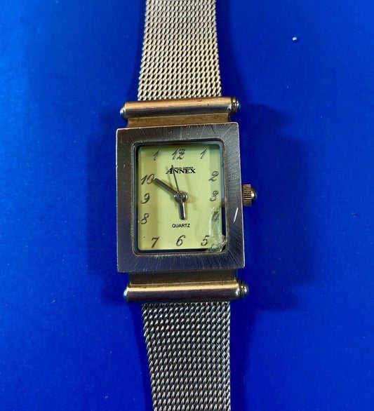 Annex Mesh Band Ladies Women's Watch Cracked Glass But Working Well! 