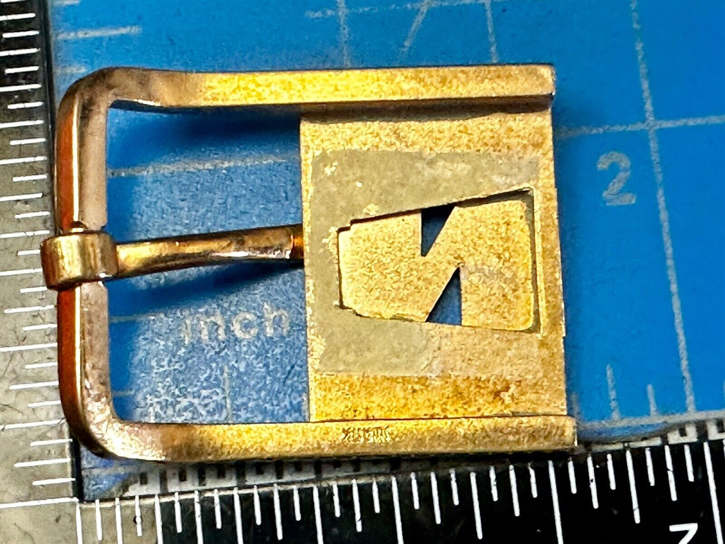 Vintage Letter N Initial Monogram Retro Gold tone Belt Buckle by Swank