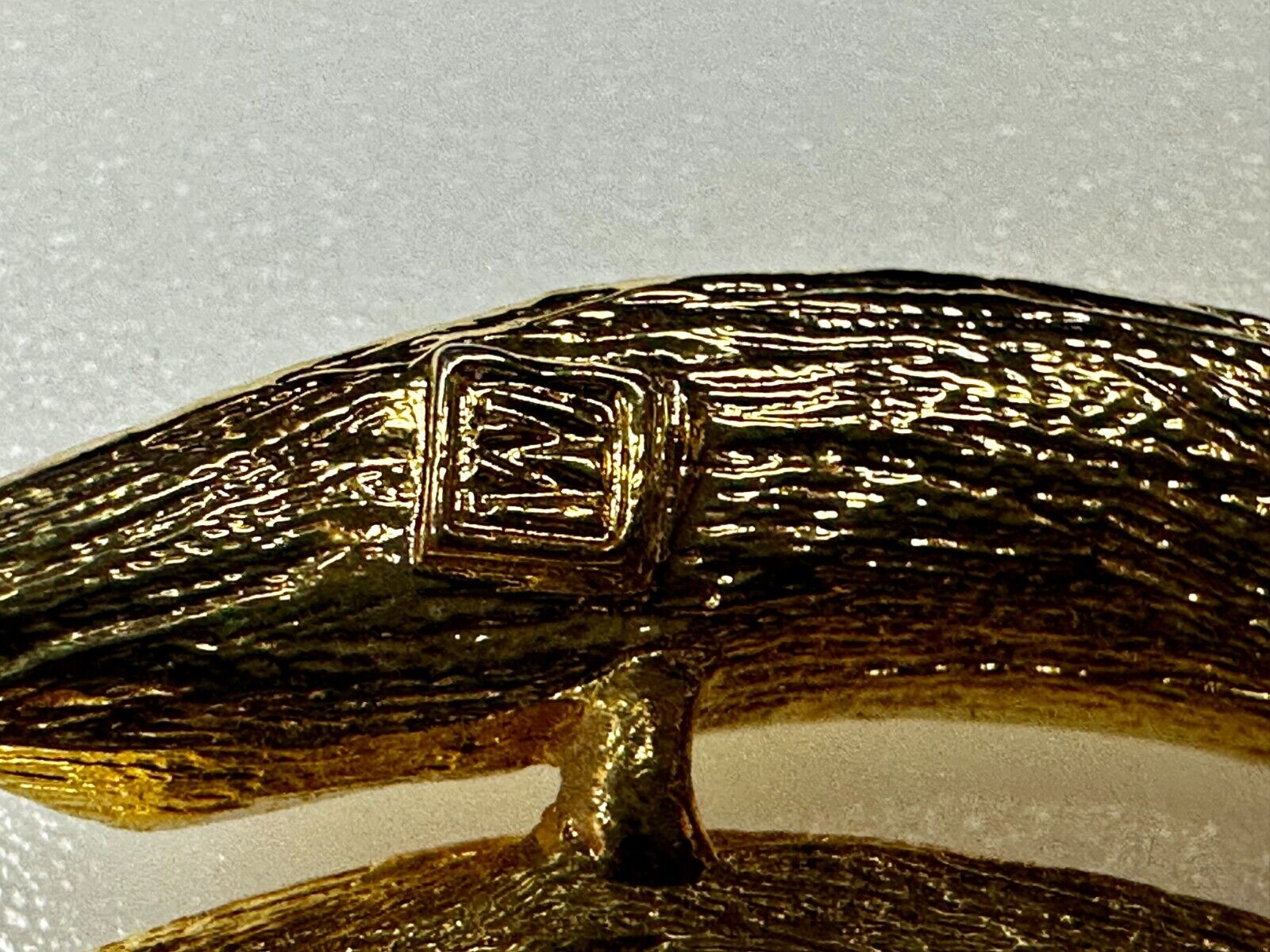 Abstract Leaf Pattern Vintage Textured Gold Tone Brooch Pin Signed by M