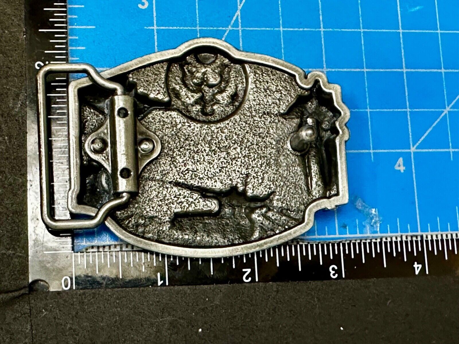 United States Army - Dimensional Patriotic Soldier Tank Cameo Green Belt Buckle
