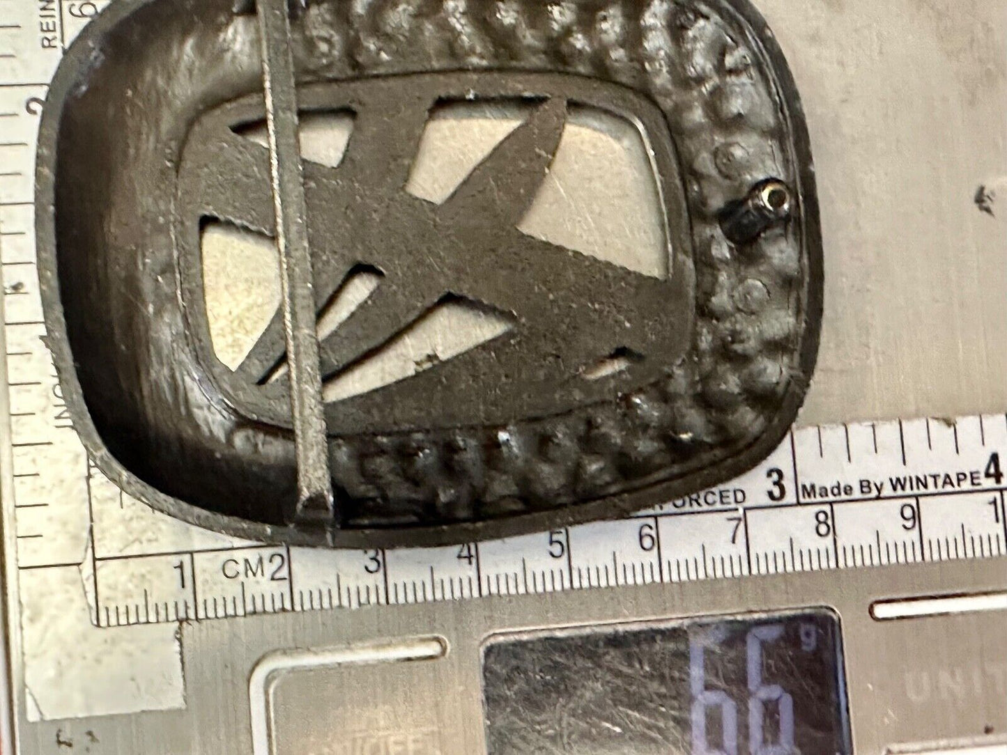Unique left corn feather pattern dimensional Belt Buckle