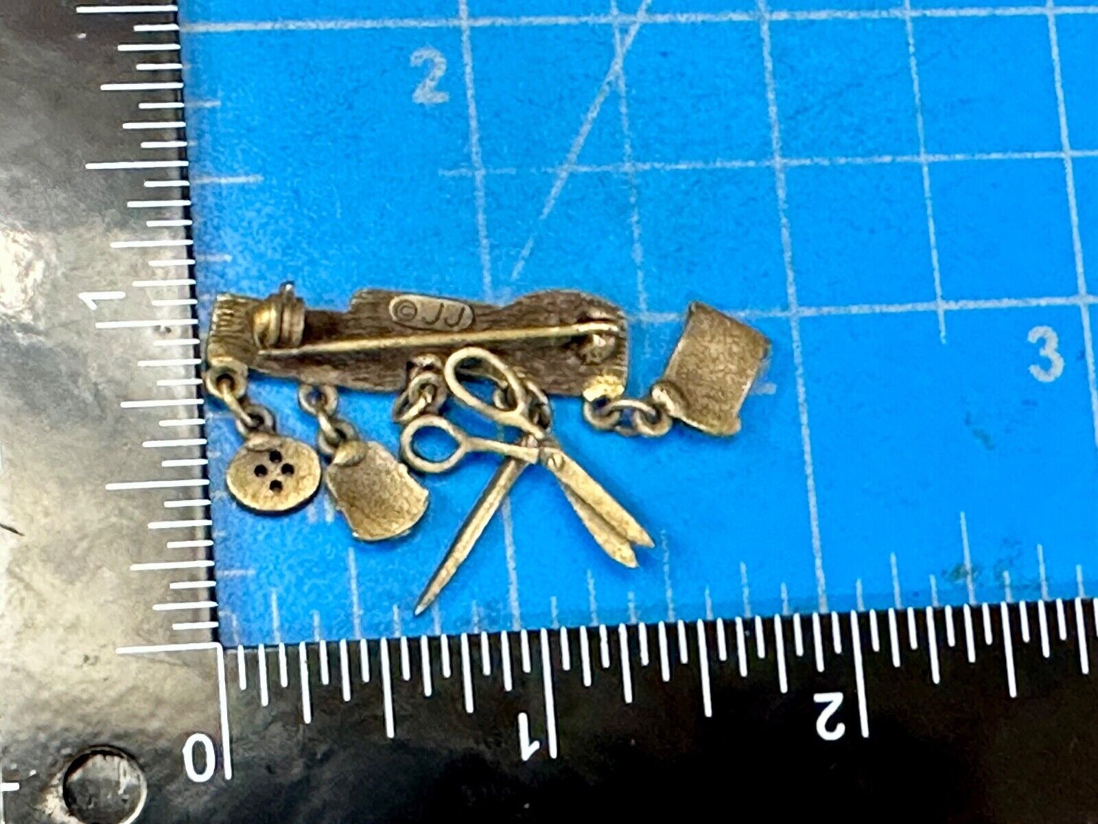 Sewing needle thread dangle charms JJ Signed vintage pewter brooch pin