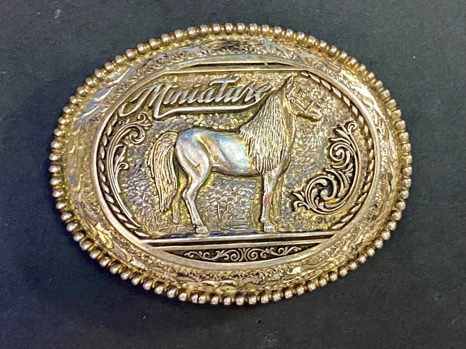 Vintage Award Design Metals - Mustang Commemorative Horse Oval Belt Buckle 
