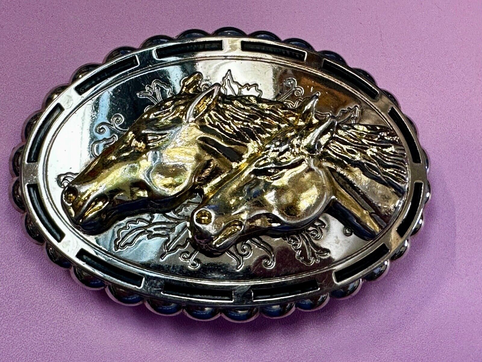 Two horse heads - Vintage two tone oval Belt Buckle with reflective backing