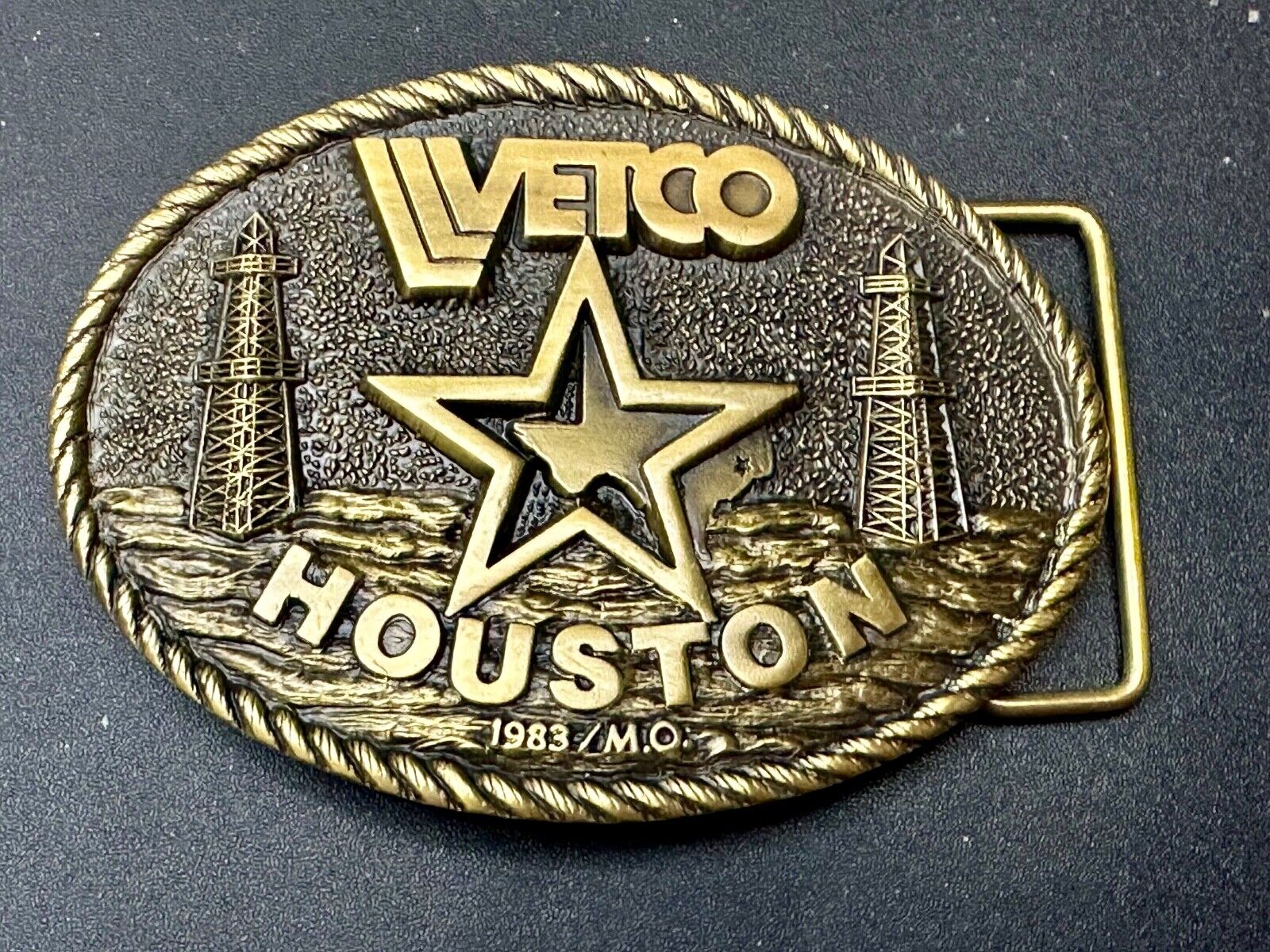 Vetco Texas Houston State Lone Star Oil Well Rig Vintage Brass Belt Buckle