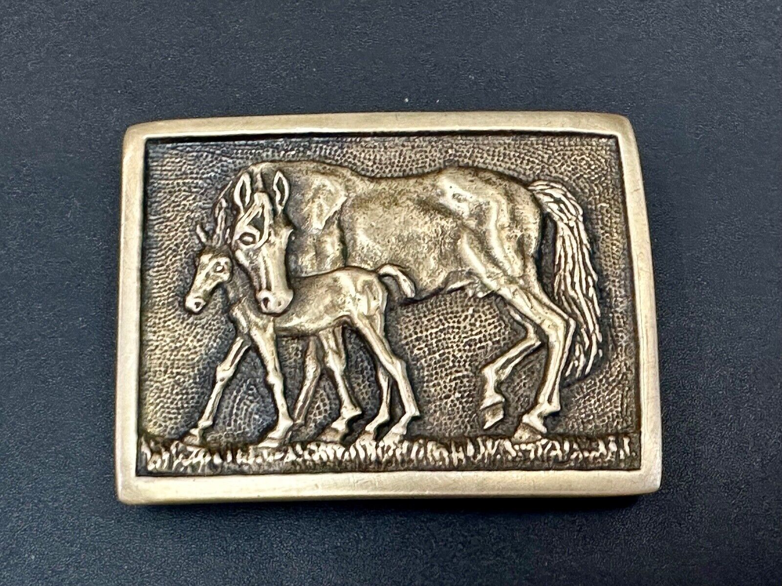 vintage Horse and Foal Colt baby vintage 1978 BTS solid brass belt buckle