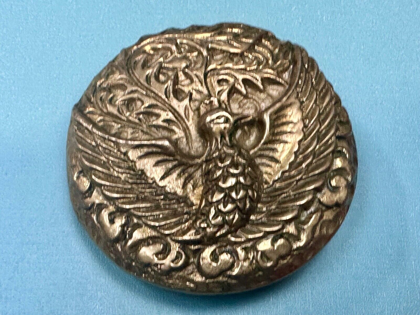 Vintage DOVE bird Hippy hobo style Taiwan round brass tone belt buckle