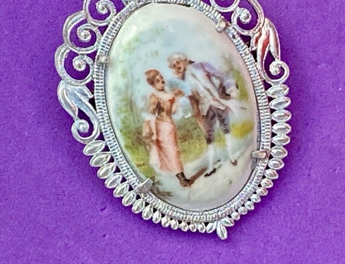 Victorian Courting Couple - Porcelain Painting Silver Tone Cab Oval Brooch Pin