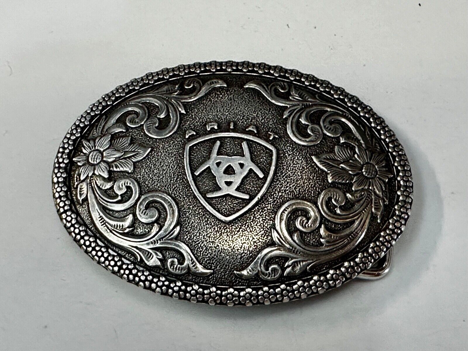 Ariat - Western flower swirl design oval replacement belt buckle