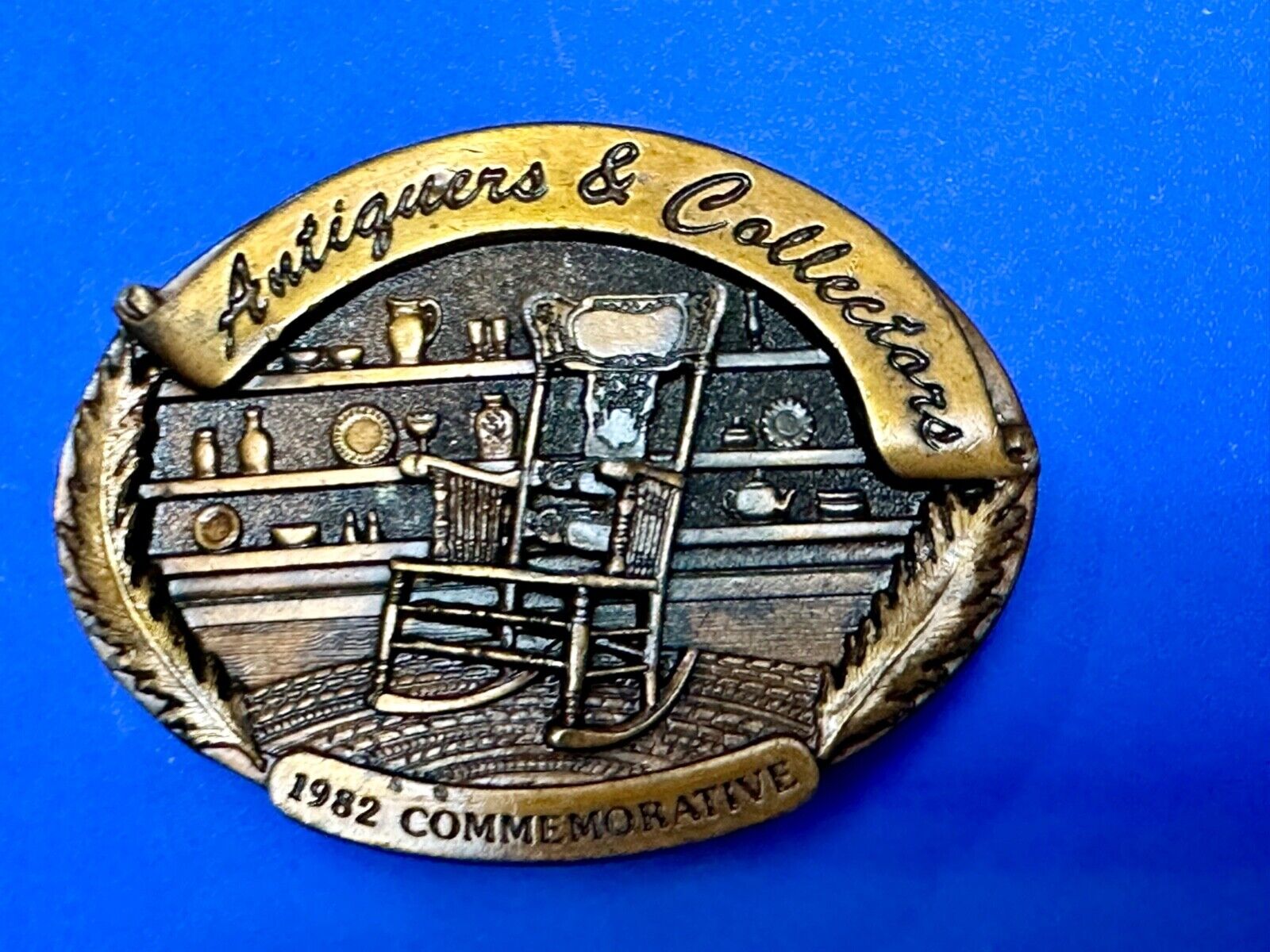 Antiques and collectables dealers 1982 Commemorative rocking chair belt buckle