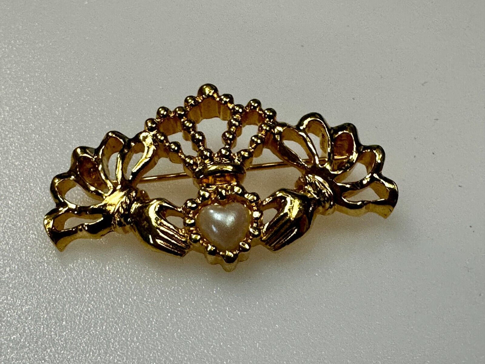 Vintage Avon Gold Tone Claddagh Faux Pearl Heart Hands Crown Pin Brooch
