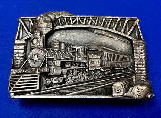 Train Steam Engine Over Bridge RailRoad RR Vintage 1980's Bergamot Belt Buckle