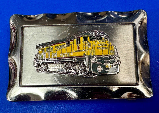 Union Pacific Yellow Train Rail Road Steam Engine Silver Tone Vtg. Belt Buckle